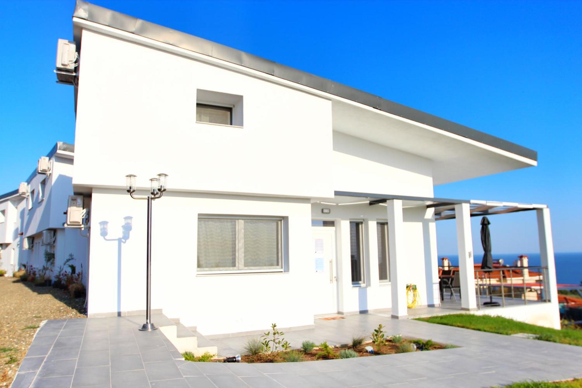 Loutra Holiday home